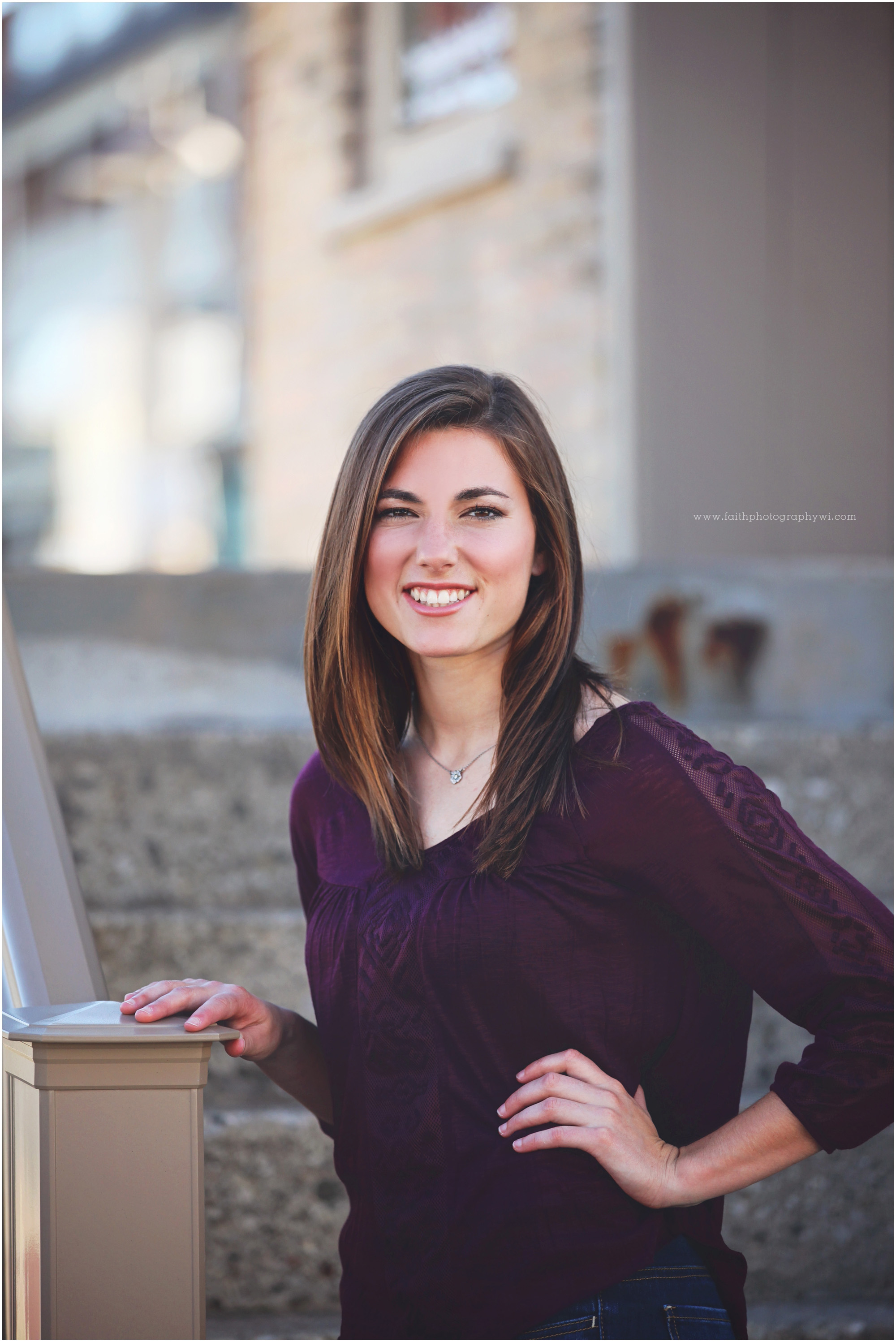 Jackie_097c_Hartland Wi Senior Photographers Faith Photography of